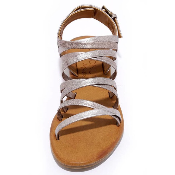 NWOB Coconuts Montauk Gold Leather Sandals Size 7 Metallic Gladiator Neutrals - Picture 4 of 16